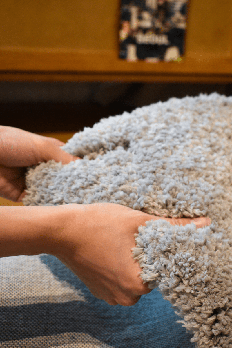 Tapis LuxeFur gris clair | Série LuxeFur Dyed